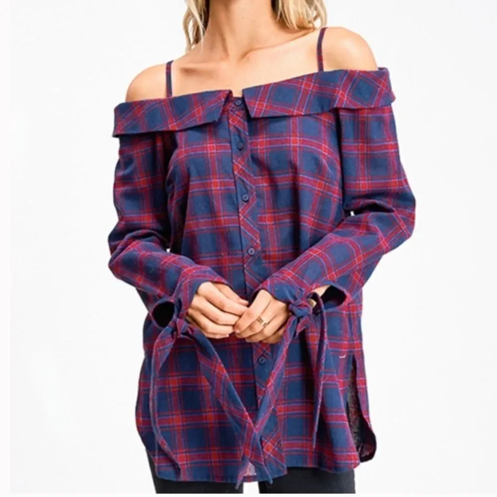 Skies Are Blue Navy & Red Plaid Off-Shoulder Button Down Top Size XS - Picture 4 of 10